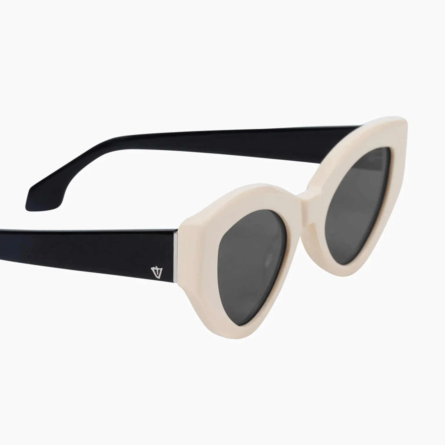 BONES - Cream w/Black Temples/Black Lens - Image 5