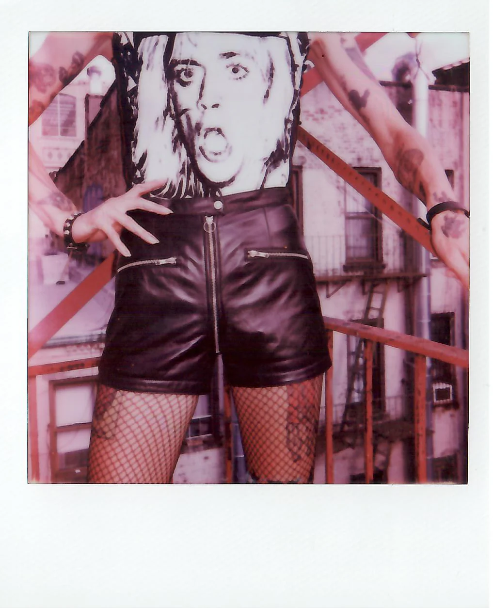 BLACK LEATHER HOT SHORTS - Image 5