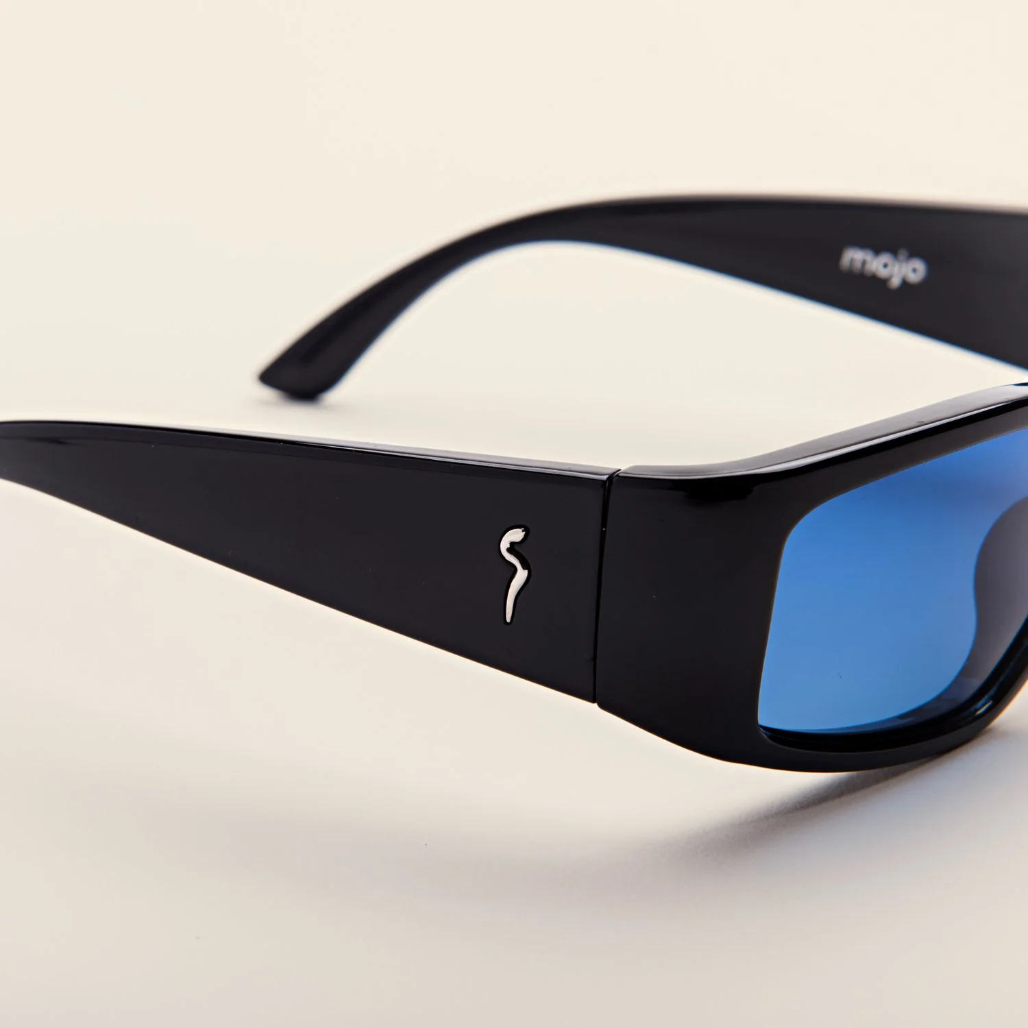 MOJO (Black w/Blue Lense) - Image 4