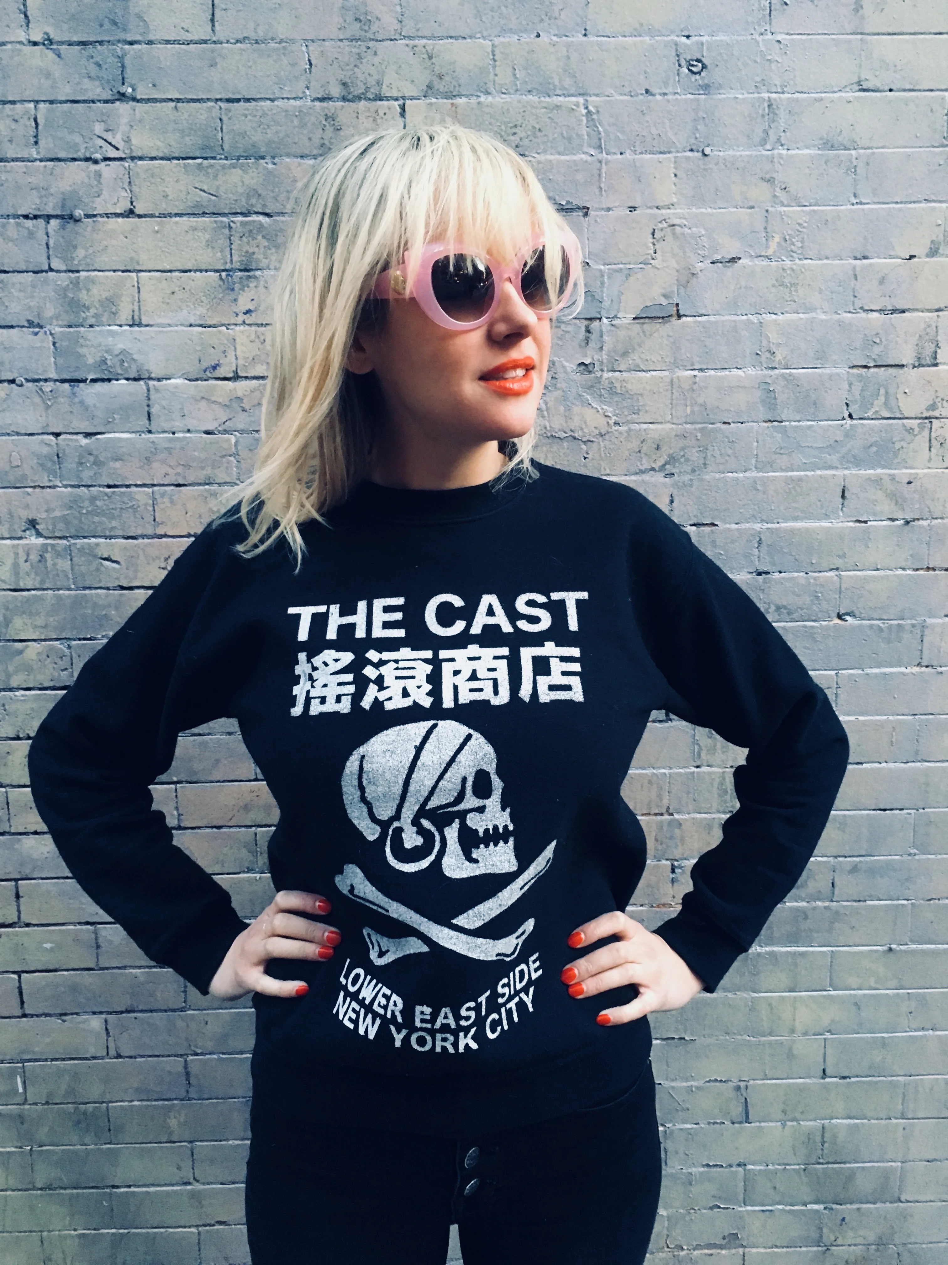 THE CAST NYC SKULL & CROSSBONES BLACK CREWNECK - Image 3