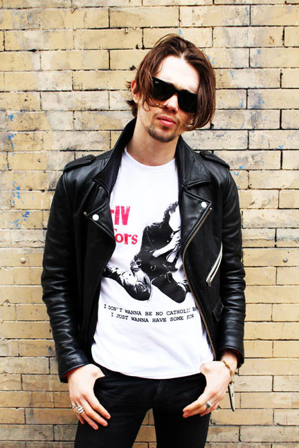 STIV BATORS TEE - Image 5